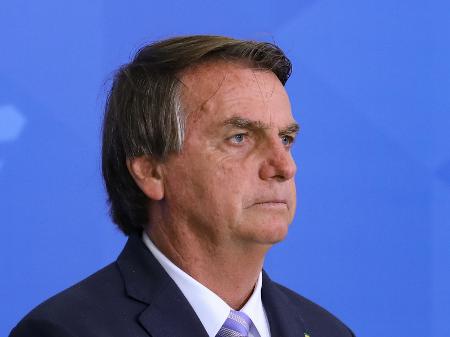 Bolsonaro eleva pressão e governo espera que presidente da Petrobras peça demissão